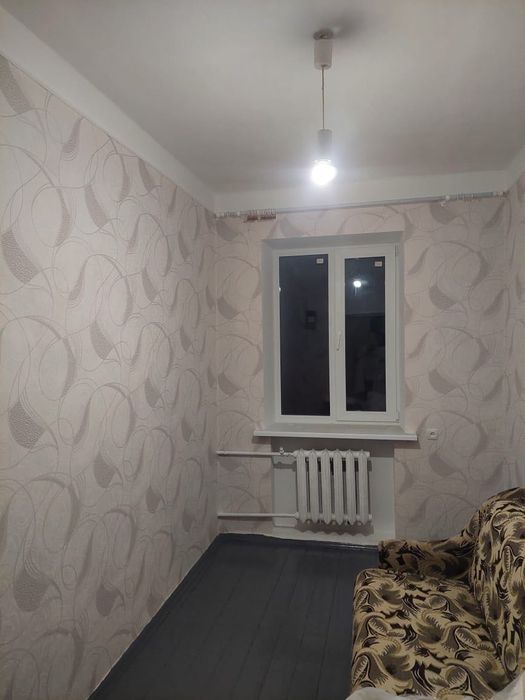Продам 1 кімнатну в комунальній квартирі по  .вул. Шевченка