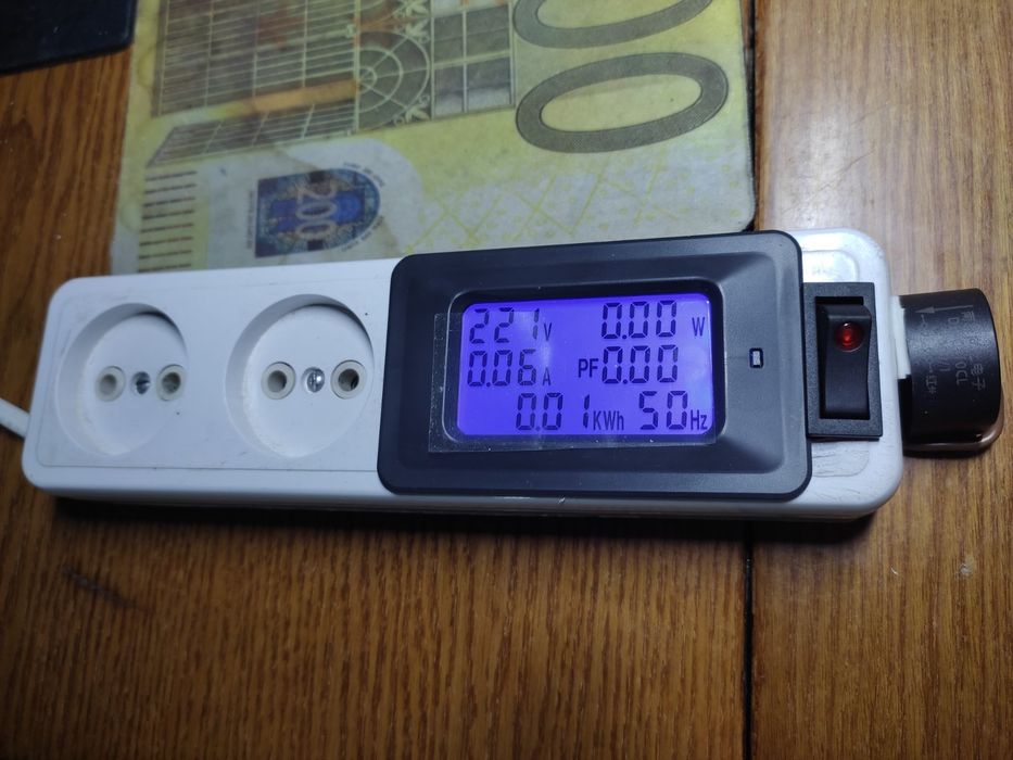 Тестер, детектор, измеритель мощности, вольтметр, амперметр, ваттметр.