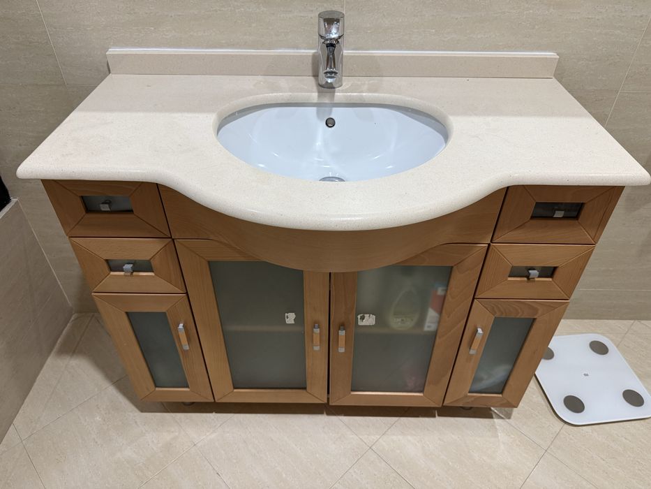 Movel com lavatorio WC Casa de Banho