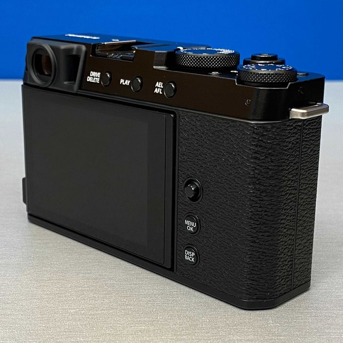 Fujifilm X-E4 (Corpo) - 26.1MP