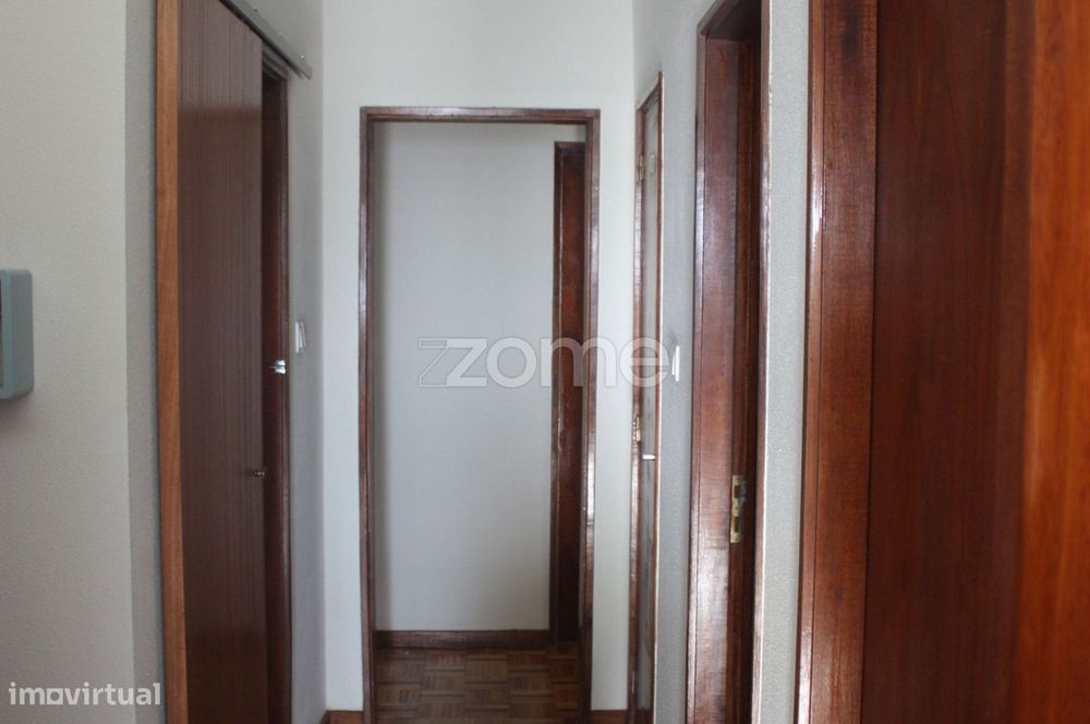 Imóvel situado no Porto / Paranhos
