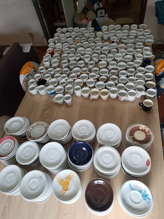 Coleção chávenas e pires