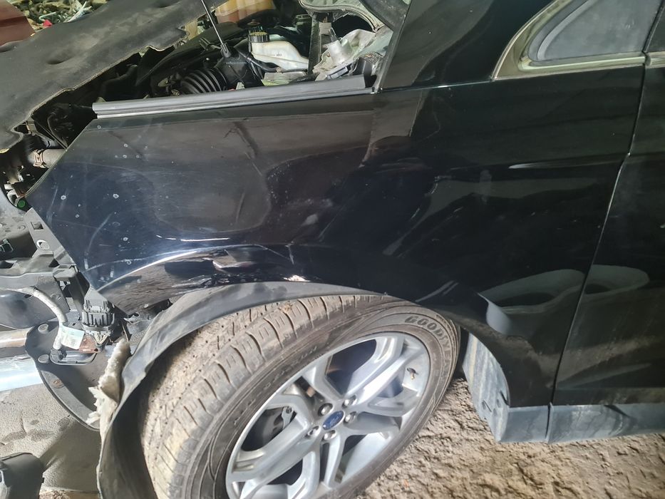 Крило Ford Edge R/L 2015-2024