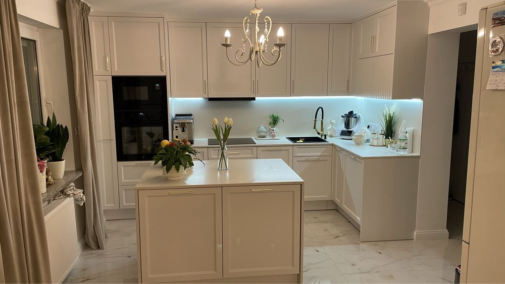 Meble na wymiar  kuchnie szafy garderoby