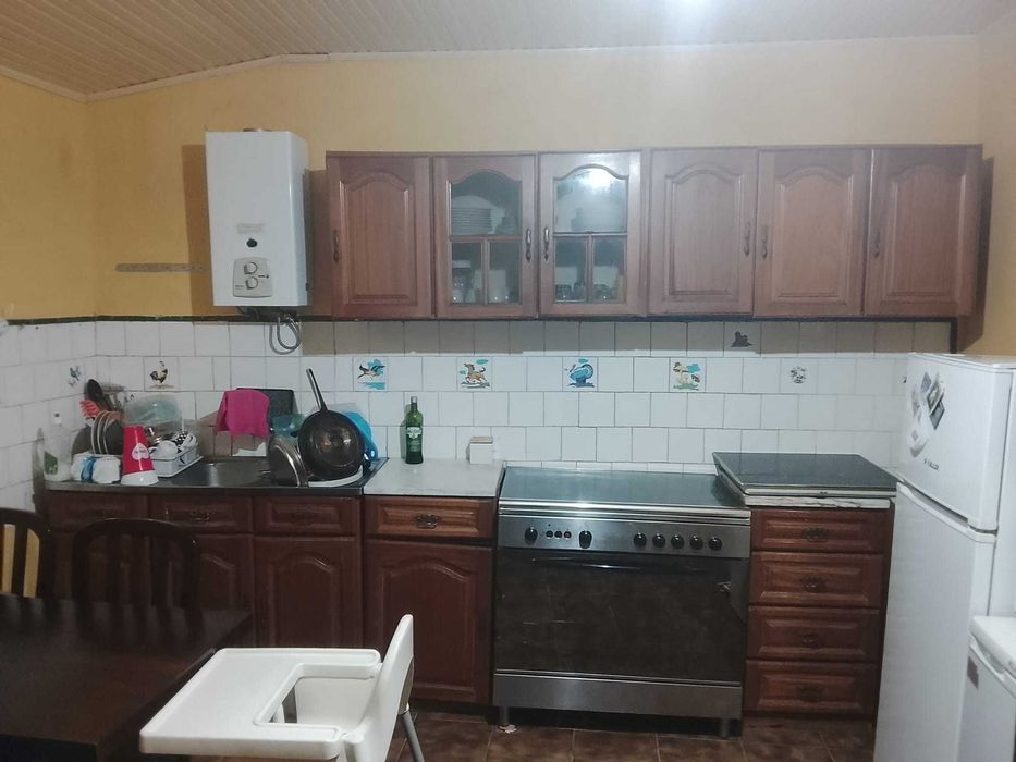 Vende se casa em porrais murca