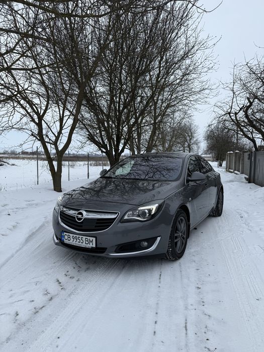 Продам офіційний Opel Insignia 2016