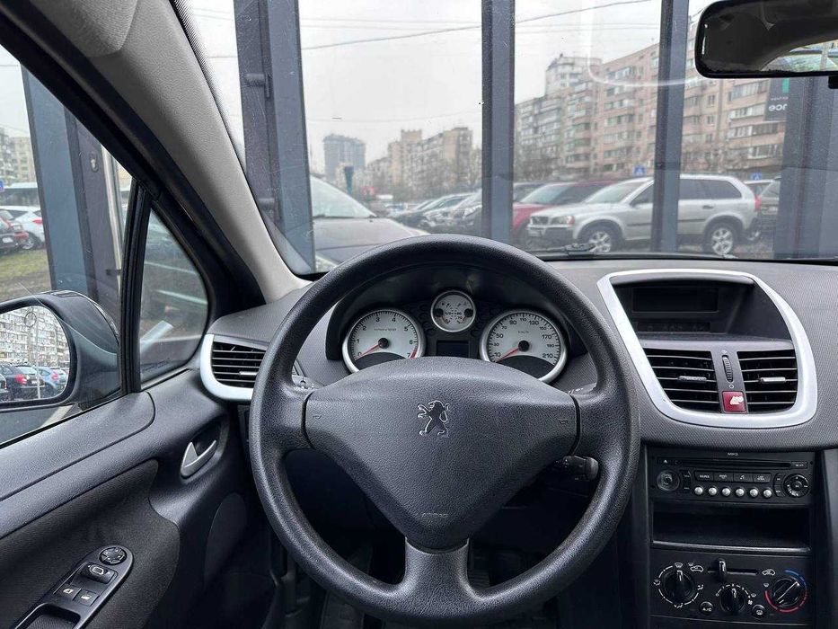 Peugeot 207 2008р. 1.4 бензин Кредит/Лізинг/Обмін/Розстрочка