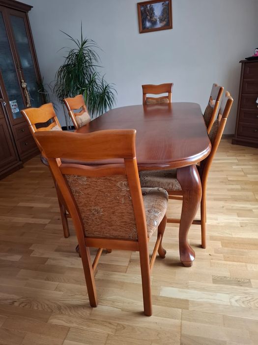 Stół solidny drewniany rozkładany + 6 krzeseł