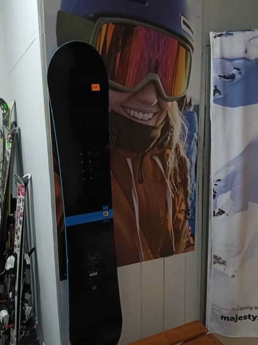 Deska snowboardowa Rossignol- 649 zł- 155 cm/ Sklep-Serwis