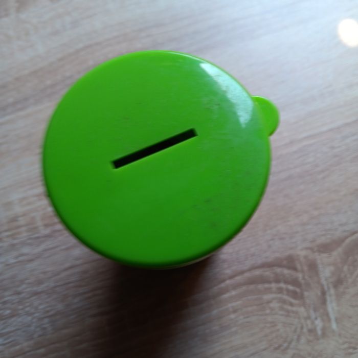 Skarbonka + smycz. G