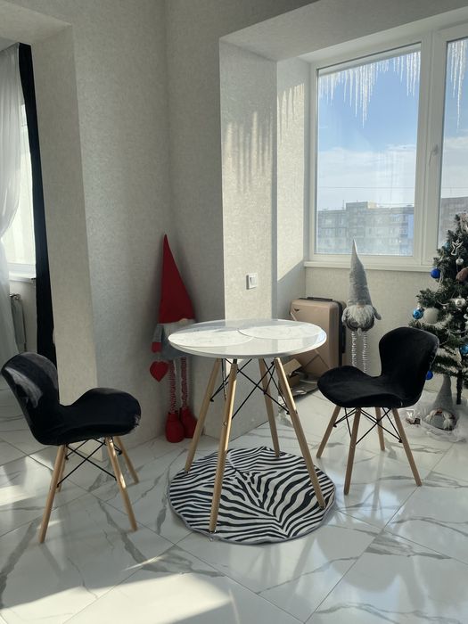 Сдам 1-квартиру студию посуточно левый берег