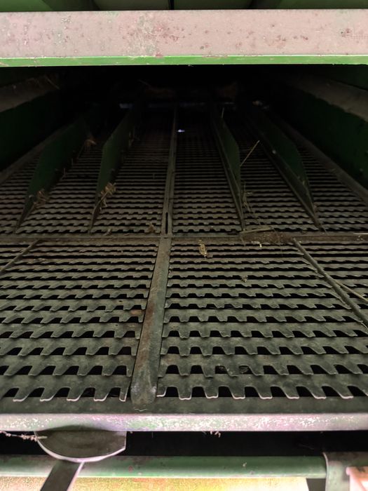 Комбайн зерноуборочный John Deere 1065
