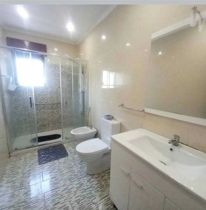 Quarto para arrendar despesas incluidas perto aeroporto lisboa