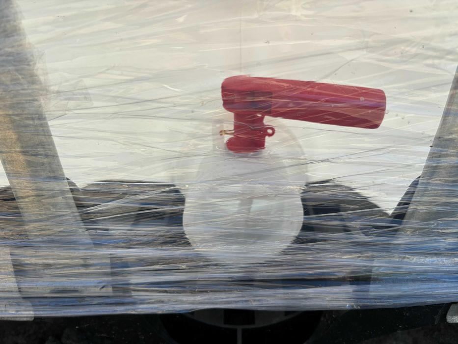 Depósito de plástico alimentar, como novo