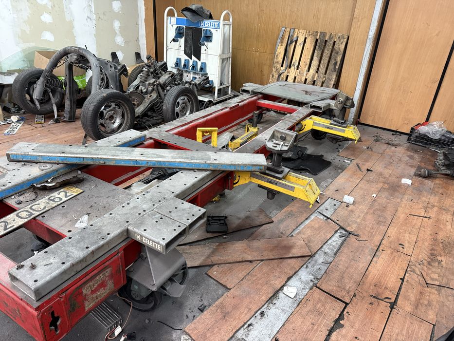 Mestra Cellette com esticador e torres