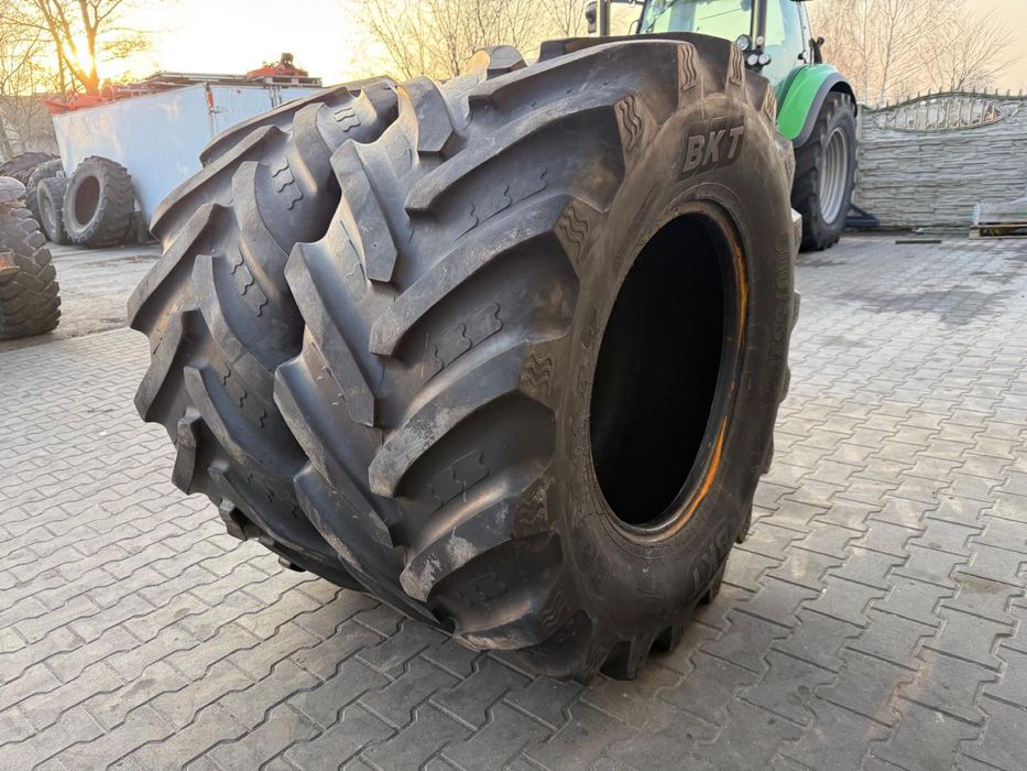 Opony BKT 600/65r28 Komplet