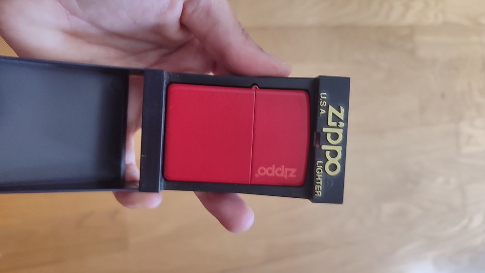 isqueiro zippo mate vermelho