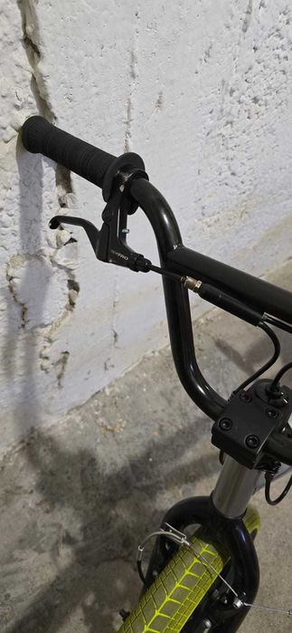 BMX na sprzedaż. Koła 20, pegi w zestawie.