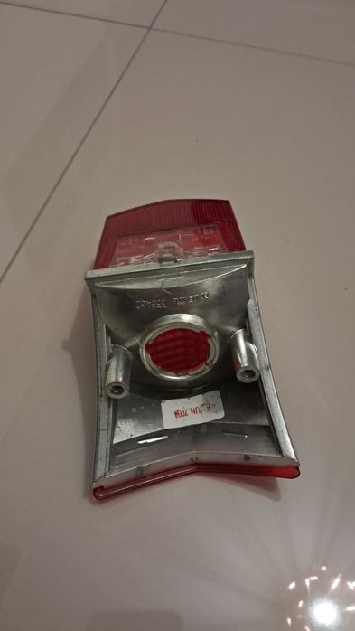 Farol / luz traseira Yamaha XT660 de 2008
