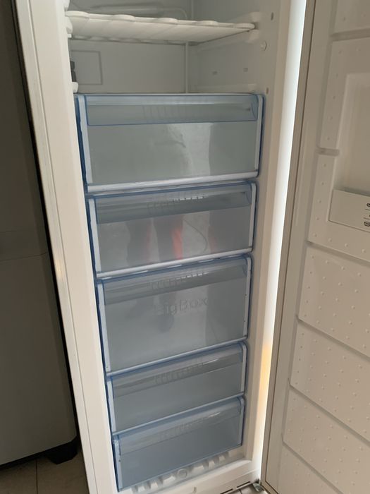 Arca frigorifico vertical balay