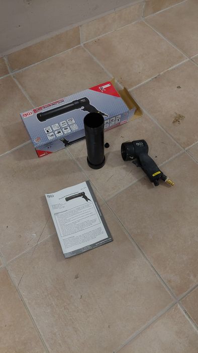 Pistola pneumática para silicone, usada apenas 1 vez. Adequada para cartuchos de silicone de 250 a 280 ml.