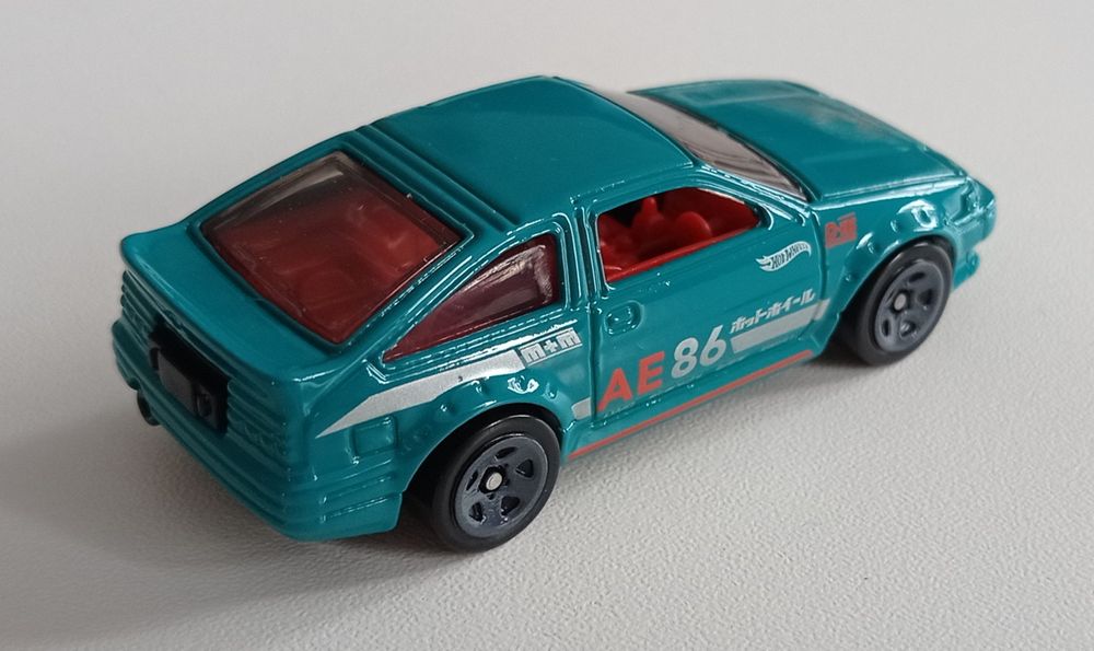 Hot Wheels Toyota Corolla AE-86
