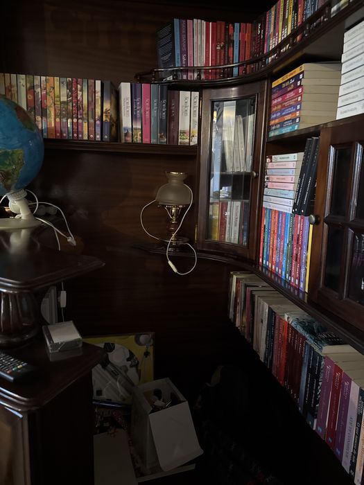 móvel bar de madeira