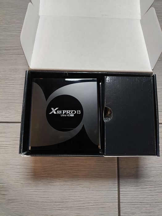 Android 13.0 TV Box 4GB RAM 64GB