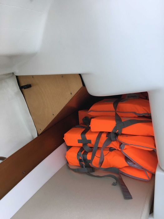 Veleiro Beneteau First 210