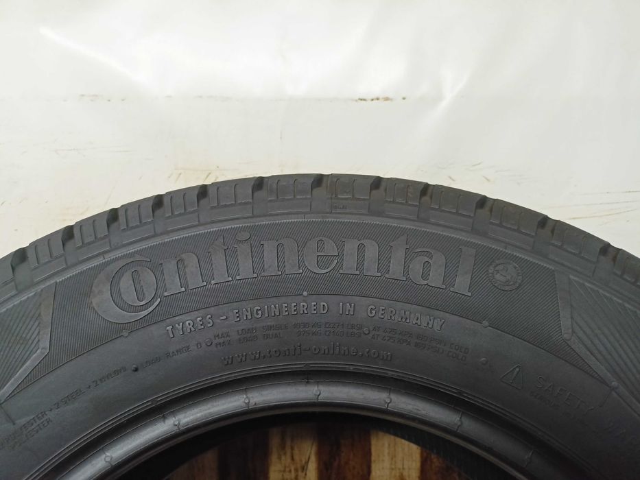 Continental VancoCamper 215/70/15C 2022rok 2*9,6mm 2*9,3mm (4846)