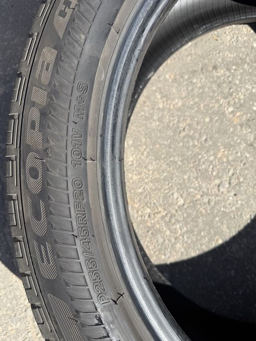 Шини 255/45/R20 с технологией RunFlat