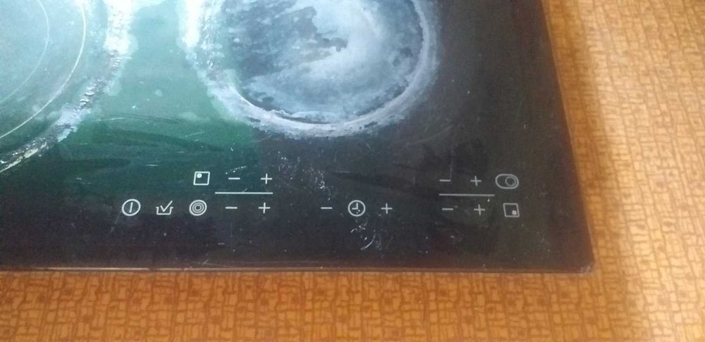 продам Варочная поверхность Electrolux б/у требует ремонта