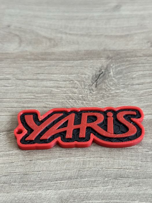 Brelok 3d Toyota Yaris Motoryzacyjny gadżet, idealny prezent