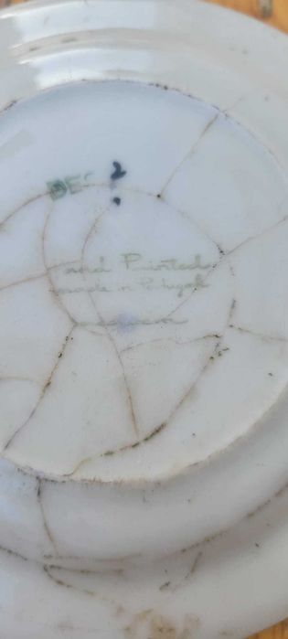 Chávena de Chá Antiga - Cerâmica Portuguesa Pintada à Mão