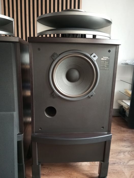 Kolumny Technics SB E 100