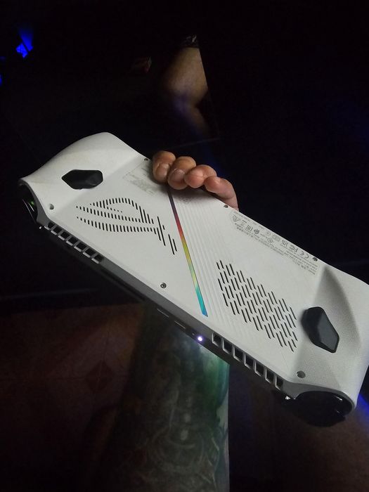 Rog Ally z1 extreme