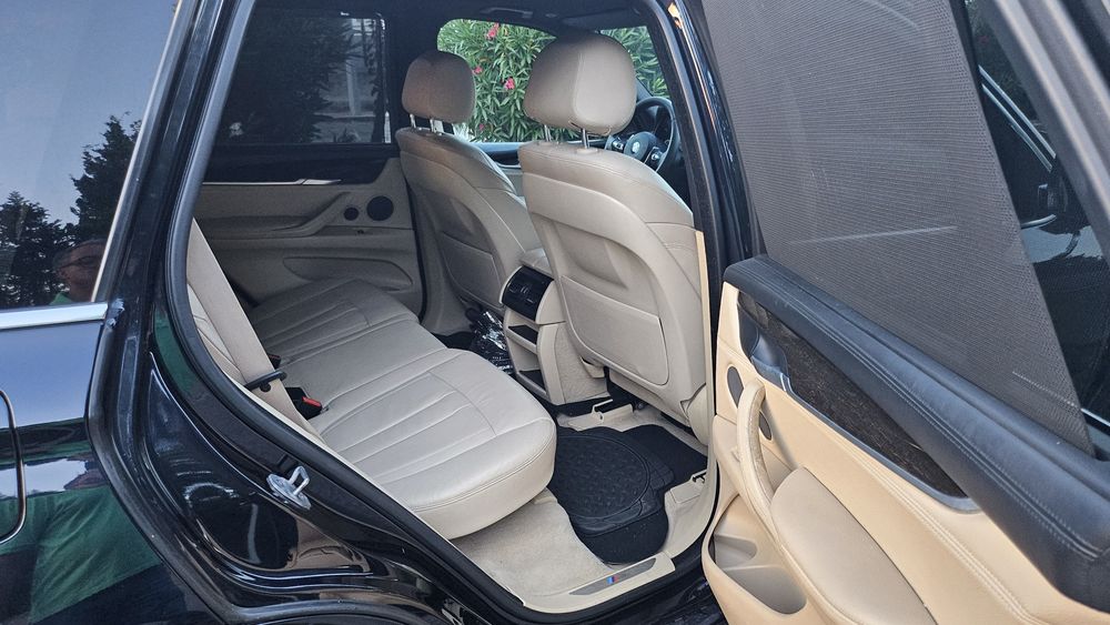 BMW X5 — fotografia 11