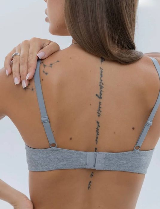 Бавовняний бюст, Acousma, бюст бренду Acousma, жіноча нижня білизна.