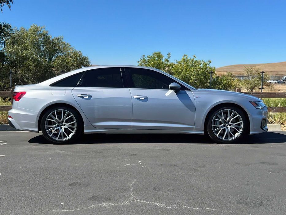 Audi A6      2023