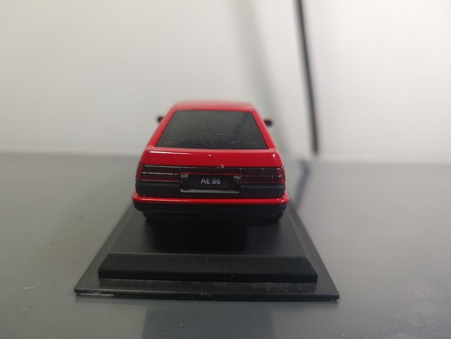 Моделька тойота ае86 труена 1/36