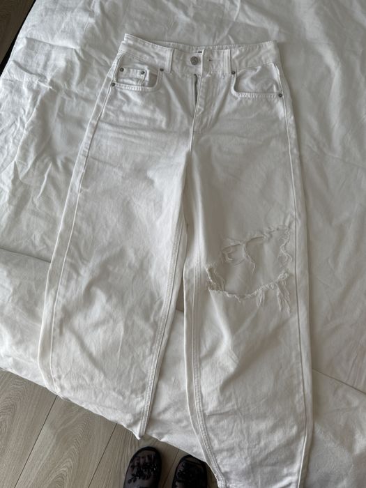 Dżinsy Stradivarius