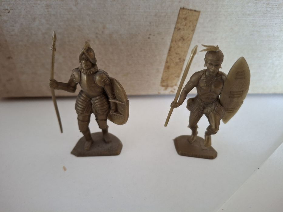Brindes soldados vintage  plastico