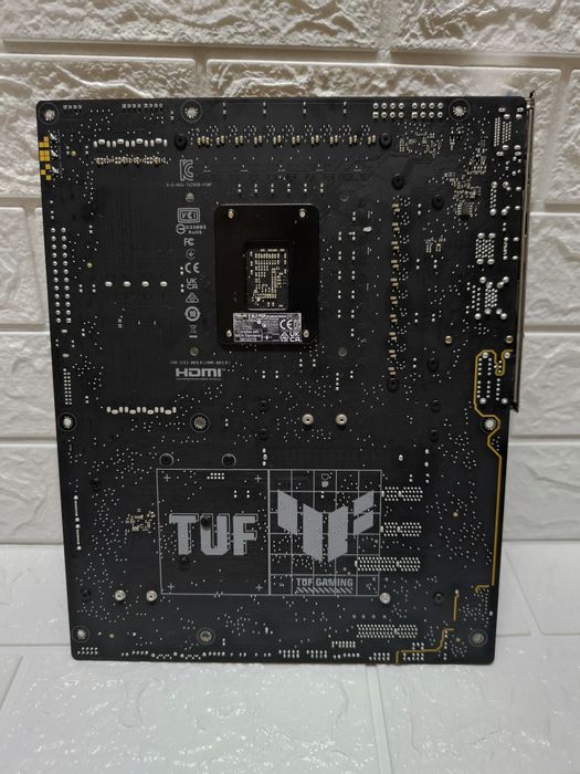 Материнська плата Asus TUF GAMING Z890-PLUS WIFI
