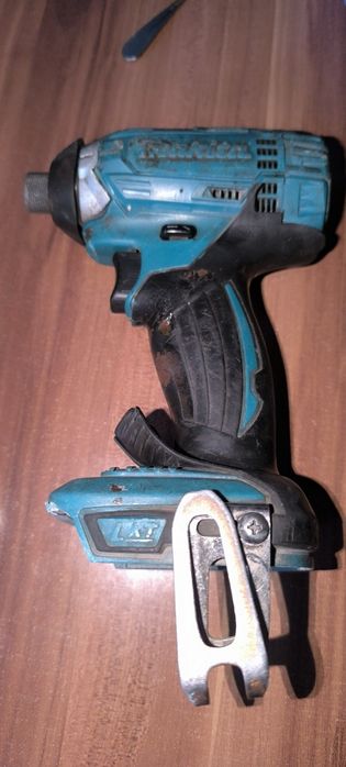 Wkrętarka makita uszkodzona udarowa REZERWACJA