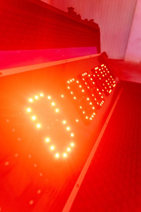 Cronómetros digitais de dupla face 140x34cm