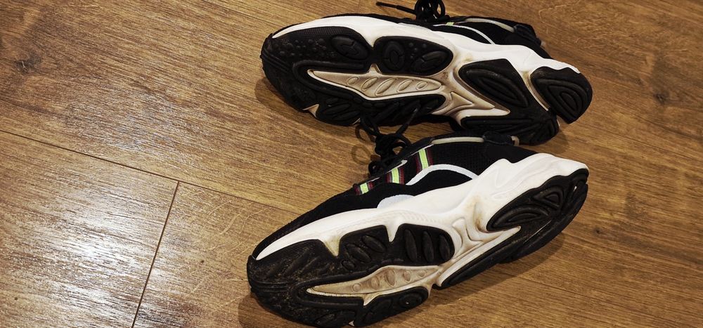 Ténis Adidas tamanho 45