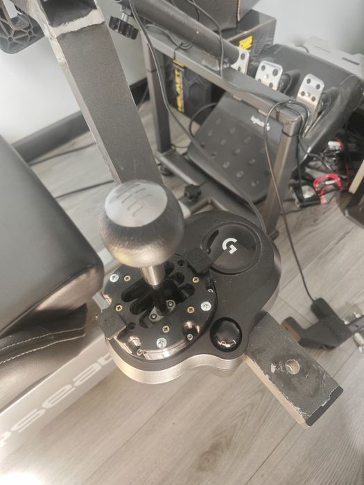 Logitech g29 modyfikowany, simracig zestaw, stan bardzo dobry, kierownica, manipulatory, shifter