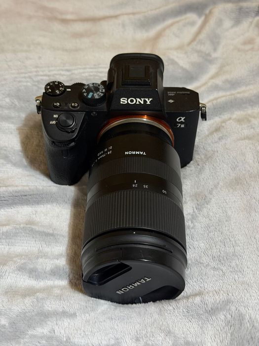 Sprzedam Tamron 28-75mm f/2.8 Di III RXD do Sony FE – stan idealny