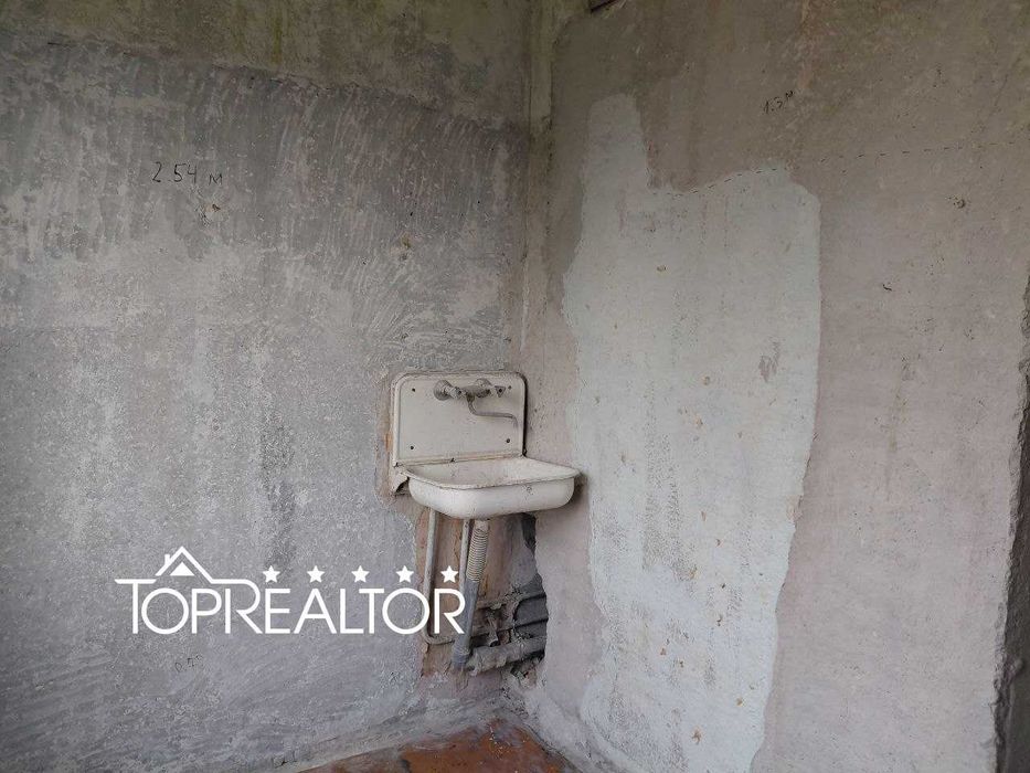 Продам 4-к. квартиру 3 хвилини м. Салтівська 522 мкр  Нескорених 20а