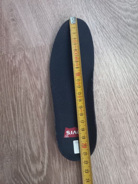 Buty Trampki Levis roz. 33